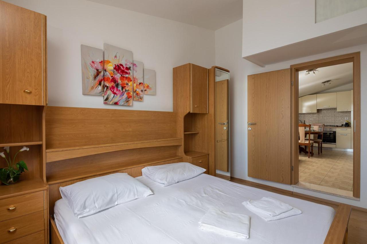 Adriatic Beach Suites Omis Bagian luar foto