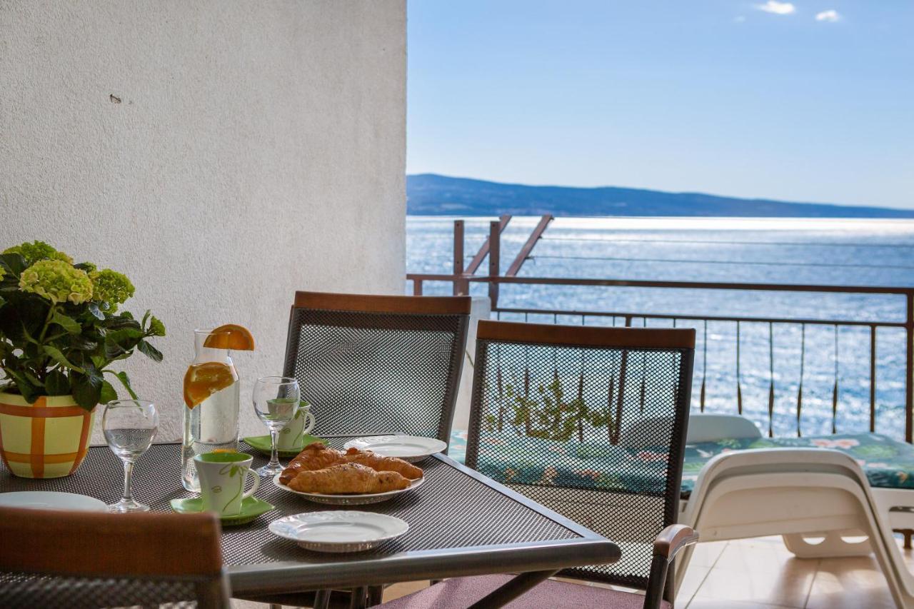 Adriatic Beach Suites Omis Bagian luar foto