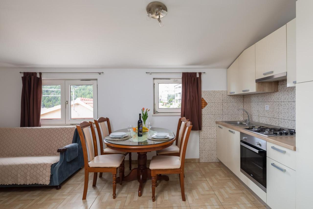 Adriatic Beach Suites Omis Bagian luar foto